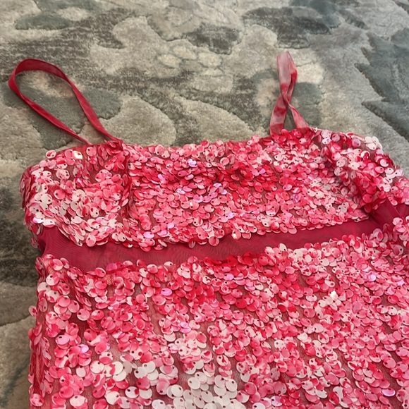 W by Worth Tank - Picture 2 of 8